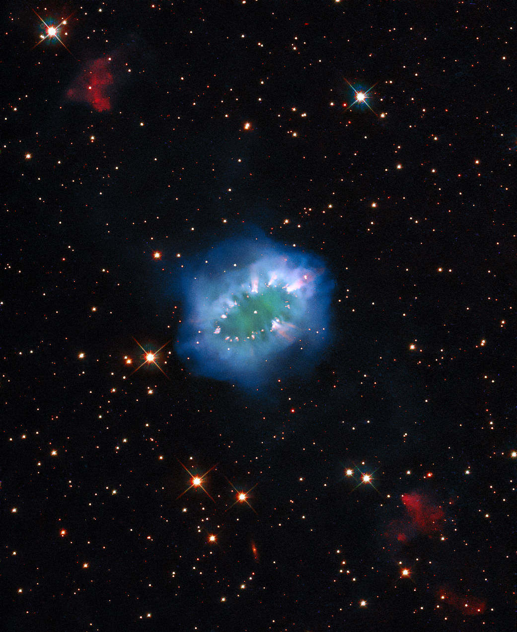 Hubble Views A Dazzling Cosmic Necklace