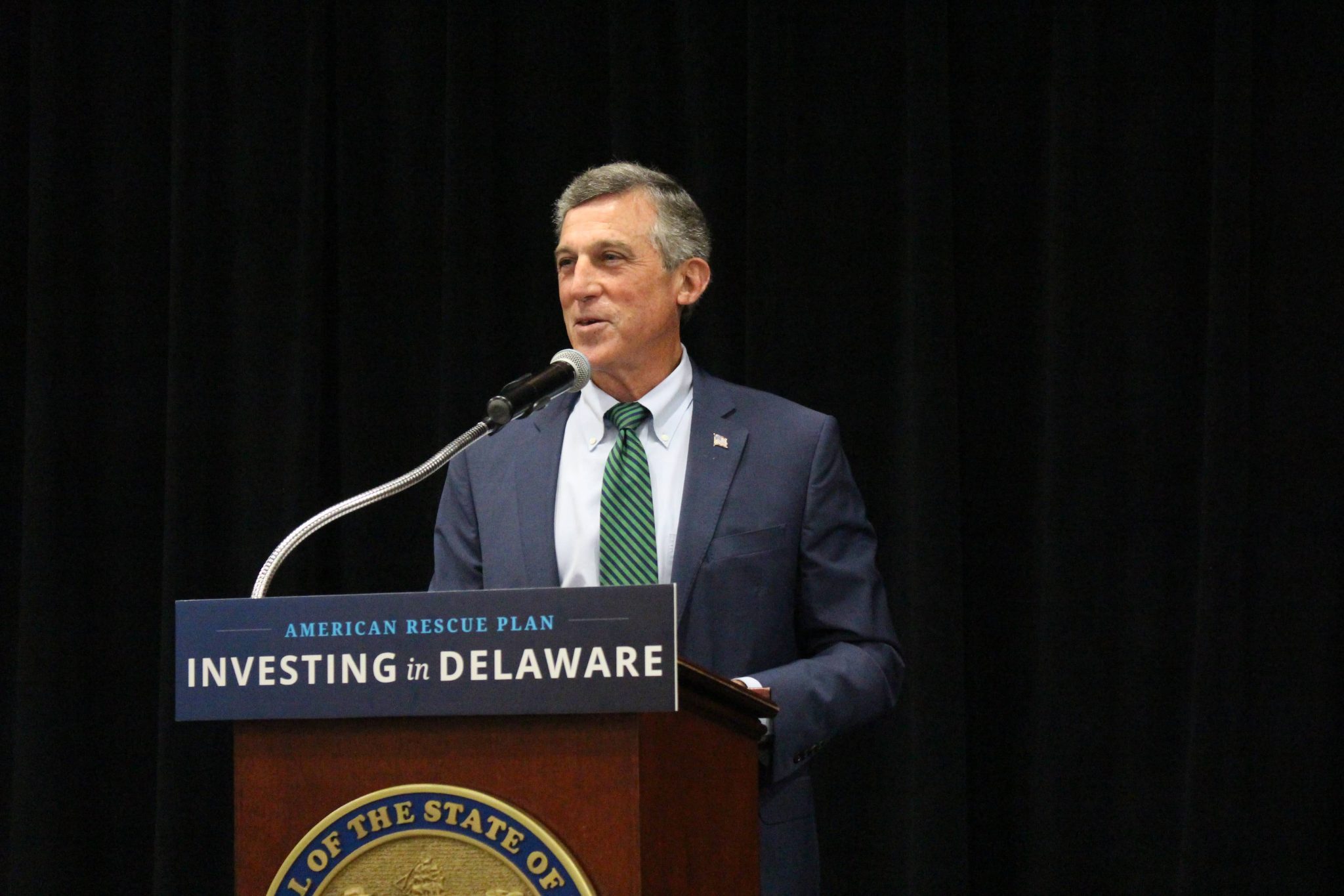 Governor announces staffing changes, communications director leaving