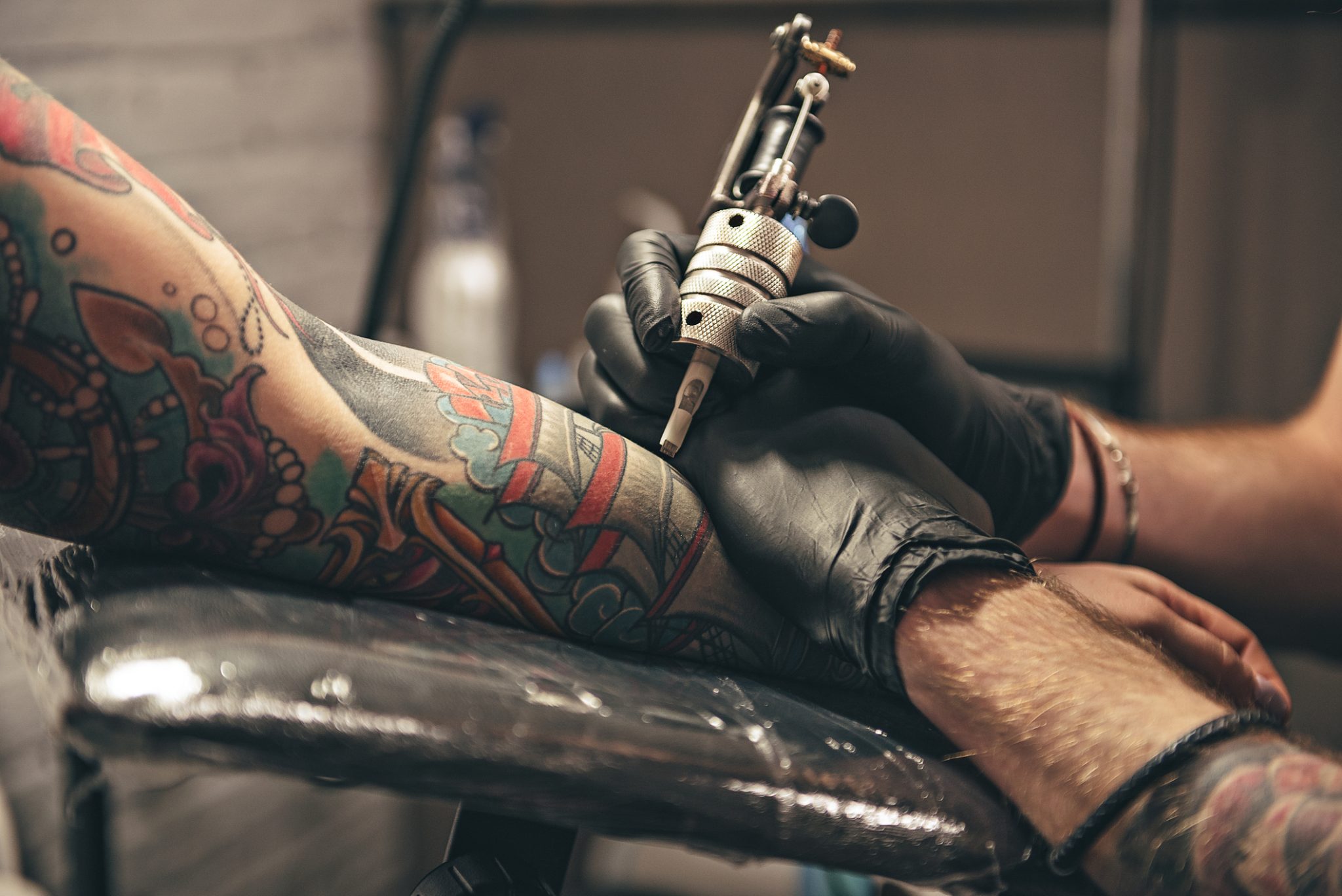 Delaware public health officials shut down underground tattoo parlor in Millsboro