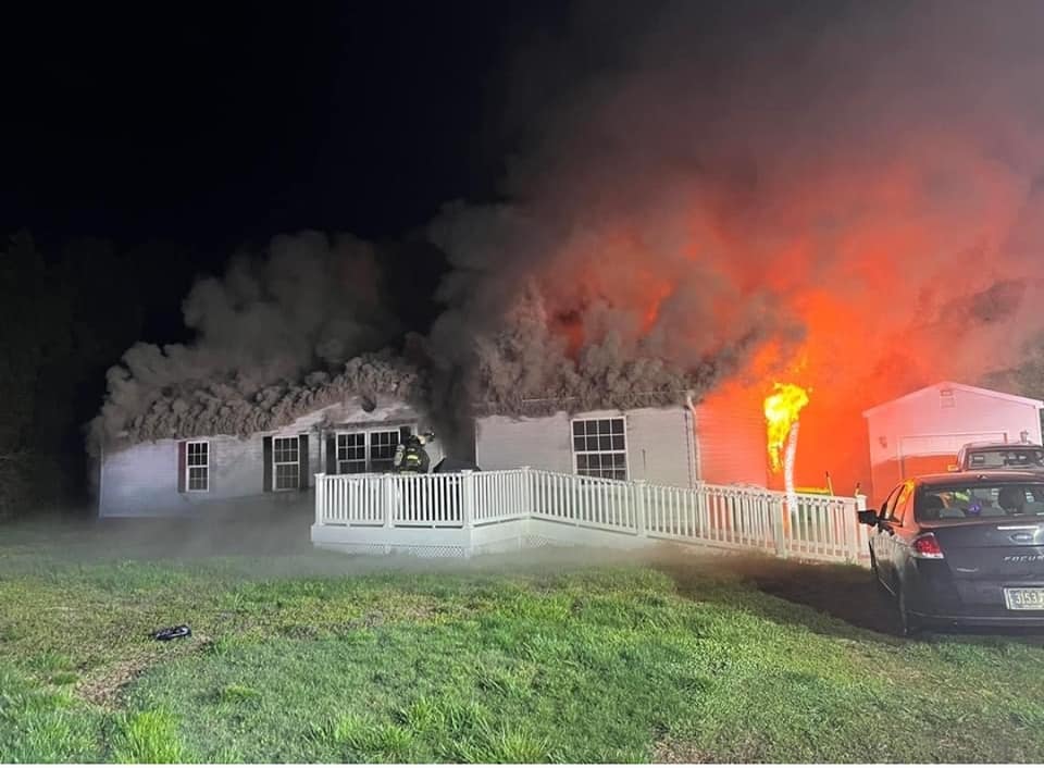 Fire destroys home in Farmington