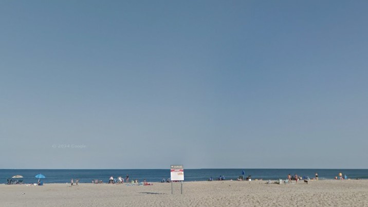 NO LIFEGUARDS CURRENTLY STATIONED AT ASSATEAGUE NATIONAL SEASHORE
