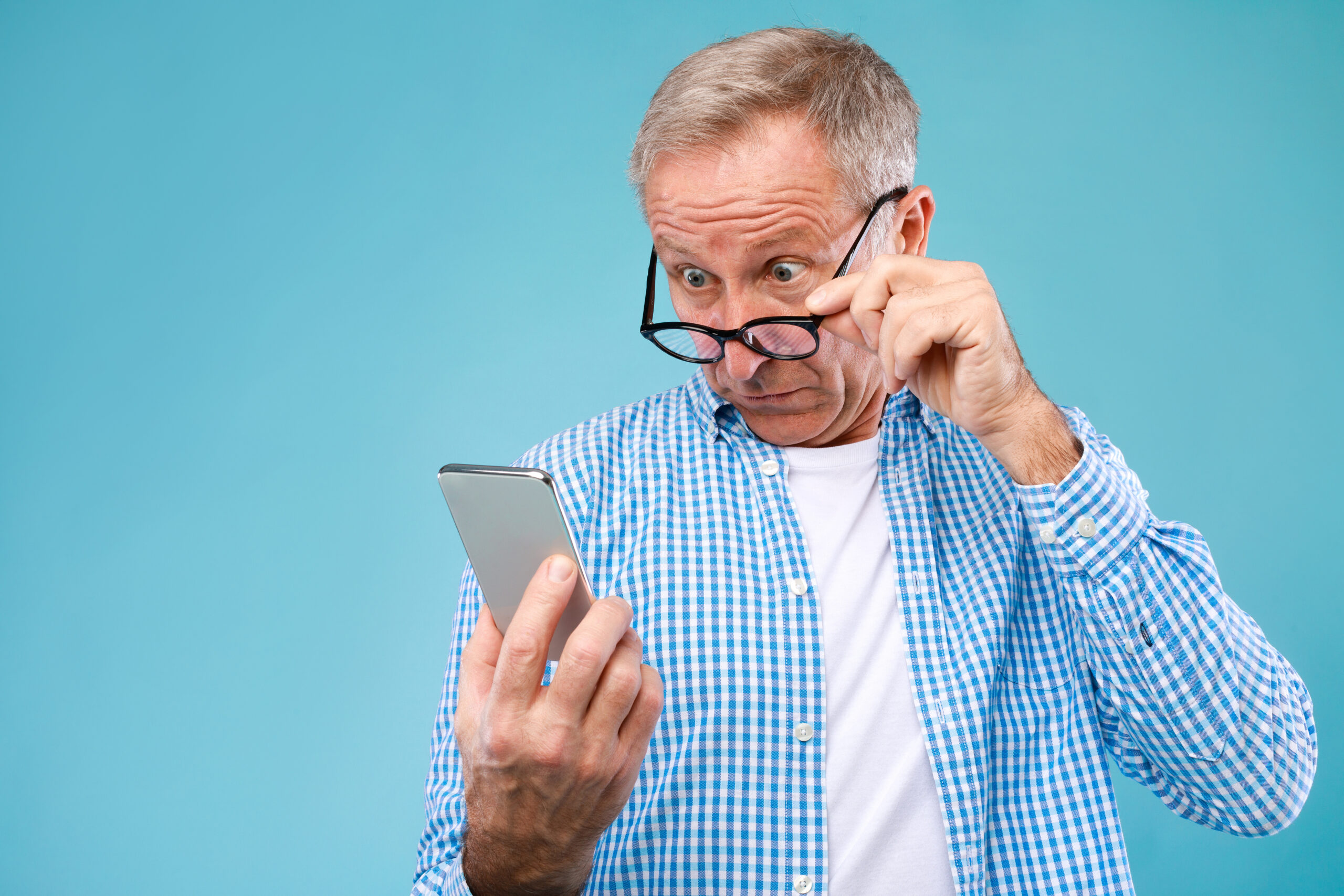 Warning: Virginia Residents Targeted by Fake Tax Refund Texts