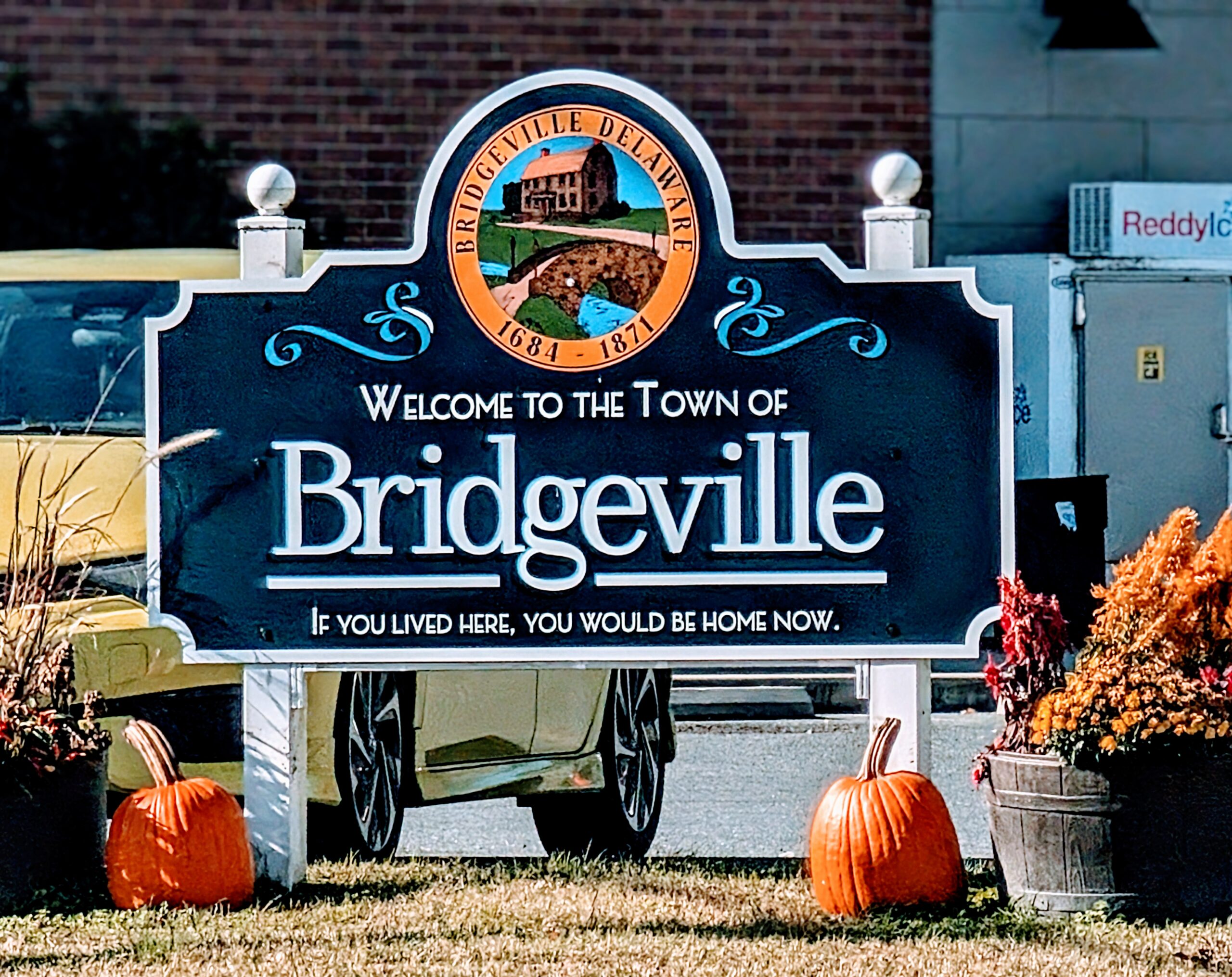 BRIDGEVILLE ALERTS DRIVERS TO NEW TRAFFIC PATTERN AT TOWN HALL