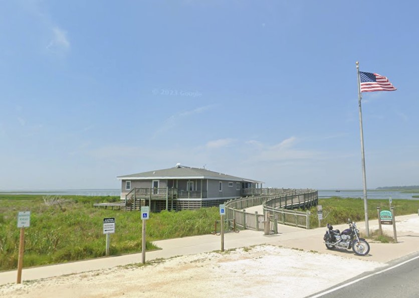 Tom’s Cove Visitor Center Permanently Closed