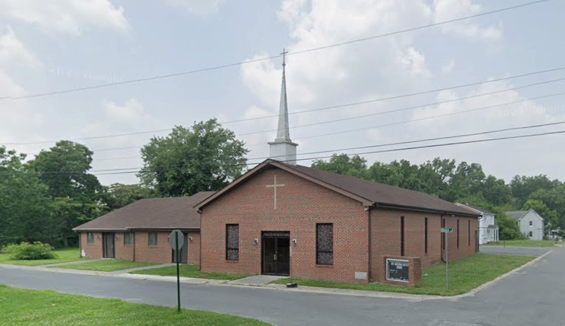 POCOMOKE CITY POLICE AND CHURCH TEAM UP FOR HOLIDAY FOOD DISTRIBUTION