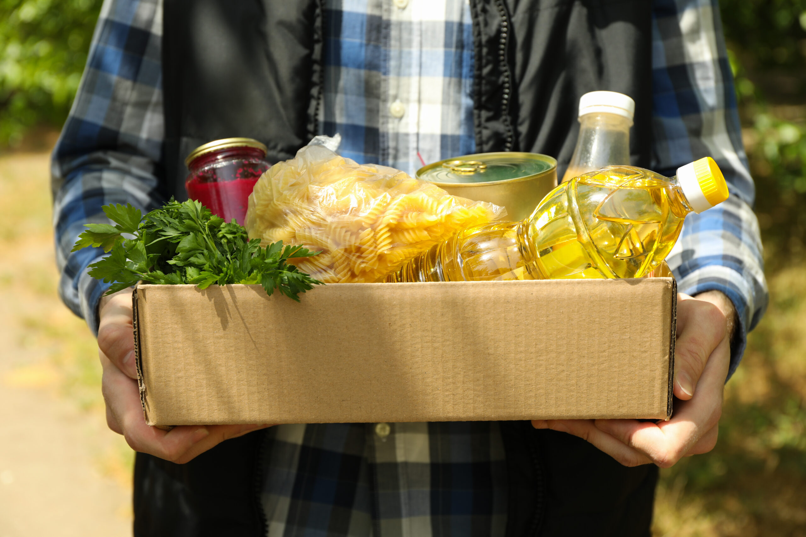 DELAWARE DONORS HELP DART’S STUFF THE BUS CAMPAIGN GATHER 22,168 POUNDS OF FOOD