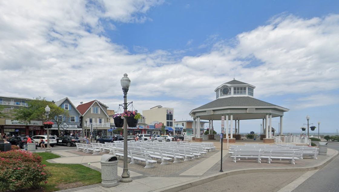 City and Business Leaders Discuss Future of Rehoboth Bandstand Concerts