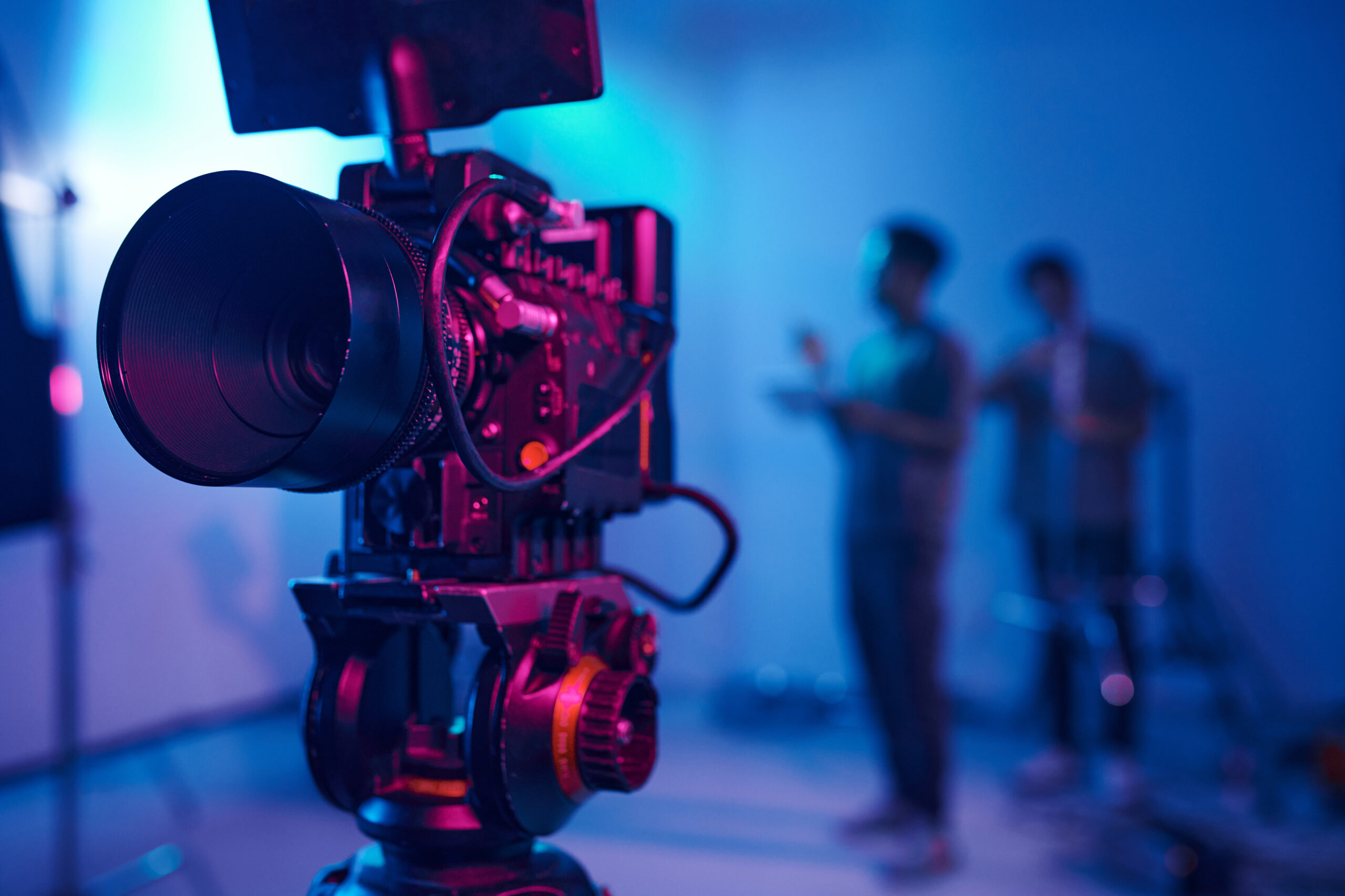 LIGHTS, CAMERA, FRAUD: WATCH FOR FAKE CASTING CALL TEXTS