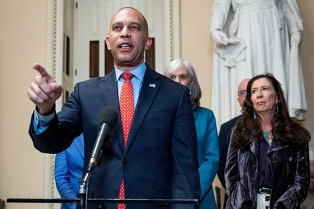 House Democratic Leader Pledges Major Investment in Virginia Map Redrawing Battle