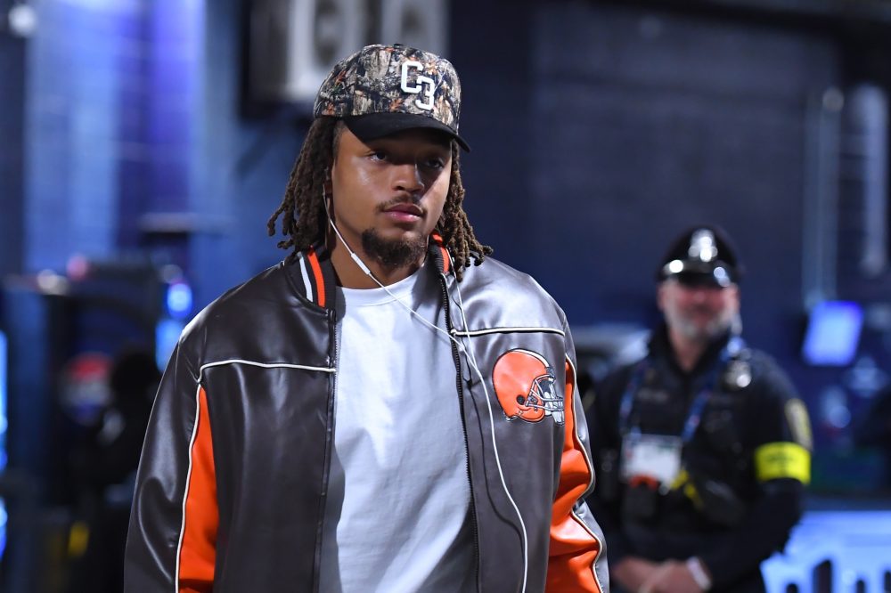 Cleveland Browns Player Attacked by Four Men in NYC Hotel Lobby