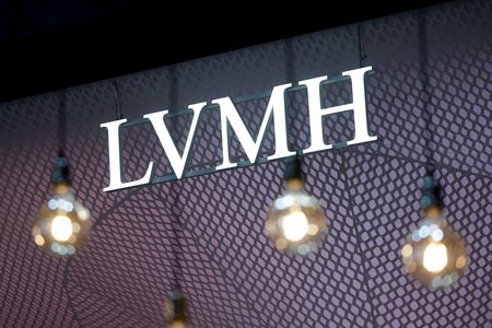 High-End Fashion Brands Face Wild Stock Swings Amid AI Market Fears