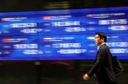 Asian Stock Markets Show Restraint as US-Iran Nuclear Discussions Loom