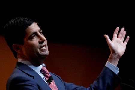 Fed Nominee Warsh Faces Challenges Shrinking Central Bank’s Massive Holdings