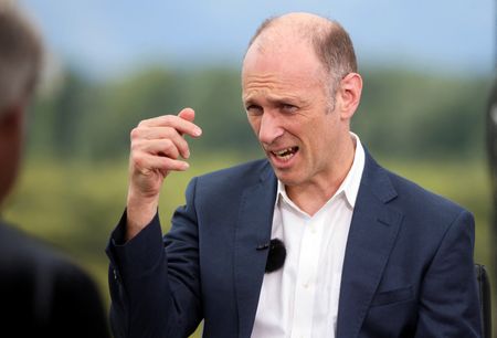Federal Reserve Official Says Multiple Interest Rate Cuts Possible in 2026