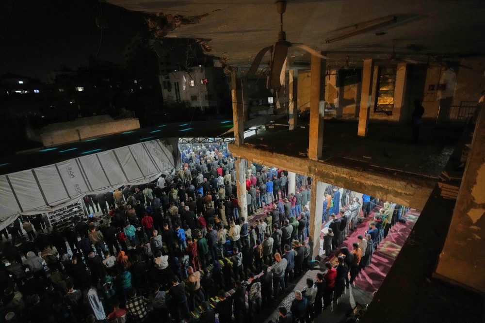 Gaza Palestinians Mark Ramadan Amid Ongoing Hardships Despite Ceasefire