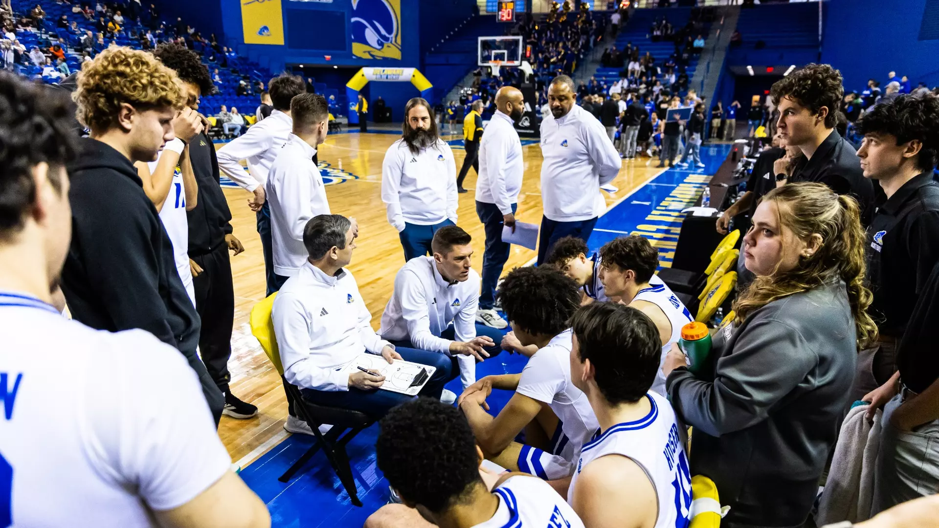 Blue Hens Basketball Set to Face Western Kentucky at The Bob