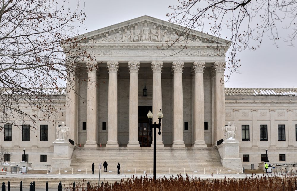 Supreme Court Attorney on Trial for Tax Evasion Over Secret Poker Winnings