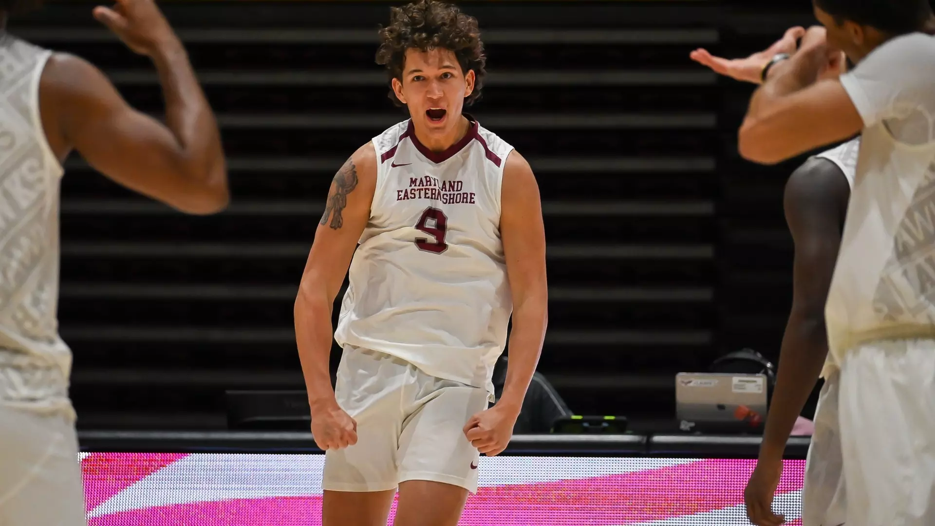 UMES Hawks Sweep Roberts Wesleyan in Straight Sets at Home