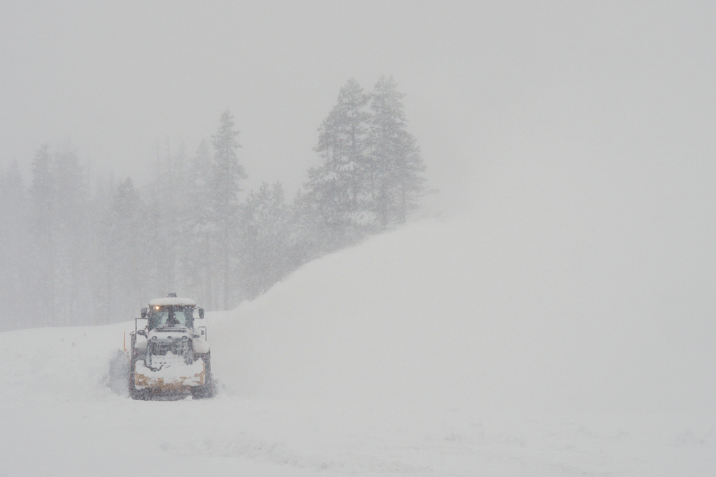 Eight Skiers Die in California Avalanche, Nation’s Deadliest in Decades