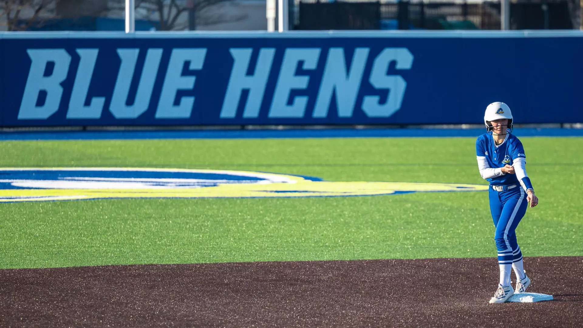 Blue Hens Softball Team Prepares for Mizuno Classic Tournament