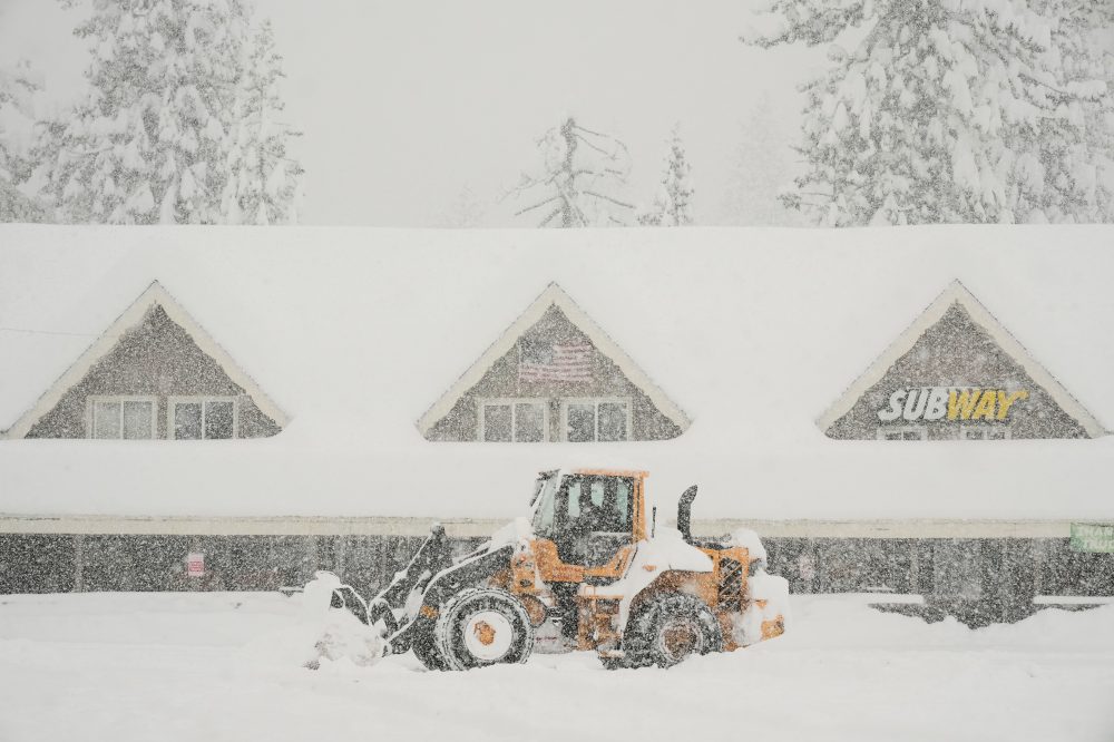 Recovery Teams Ready to Resume Search After Deadly California Avalanche