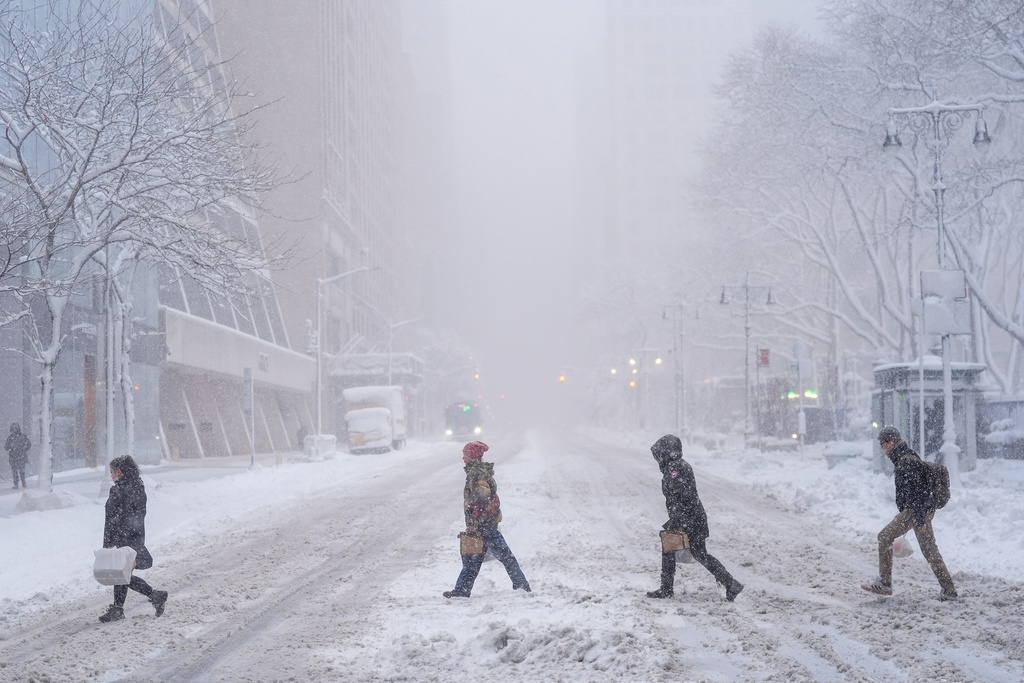 Major Winter Storm Paralyzes Northeast Travel, Flights and Trains Canceled
