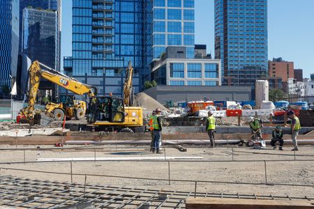 Federal Funding Delays Cost Hudson Tunnel Project Millions, Limited Work Resumes