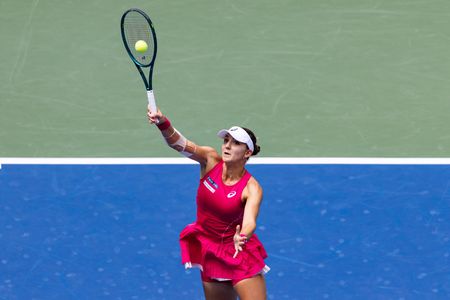 Swiss Tennis Player Masarova Stuns Top Seed in Austin Tournament Opening