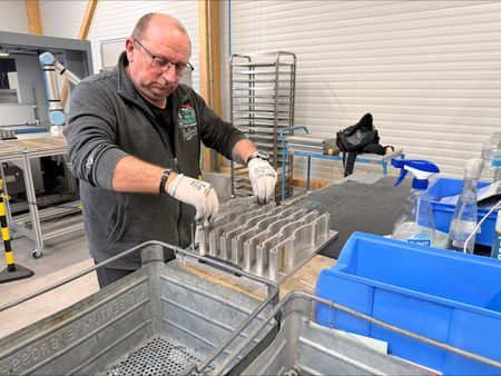 German Auto Industry Crisis Offers Economic Lessons for Delaware Manufacturers