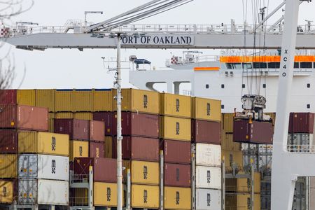 White House Plans to Raise New Global Tariff Rate from 10% to 15%