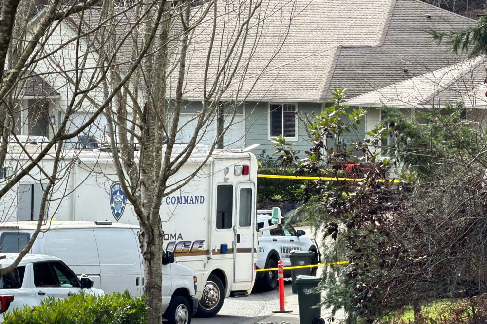 Five Dead in Washington Stabbing Spree, Deputy Shoots Suspect