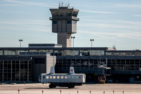 President Trump Schedules Wednesday Meeting on Dulles Airport Renovation Plans