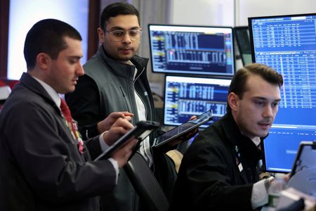 Tech Stocks Swing as AI Companies Face Market Volatility Ahead of Nvidia Earnings