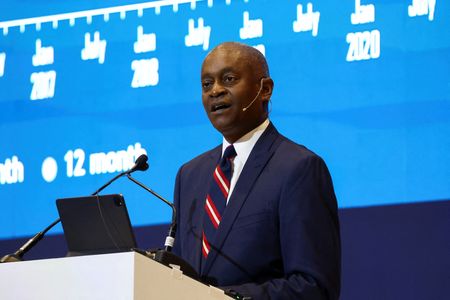 Departing Fed Official Warns Political Fights Damaging Central Bank’s Independence