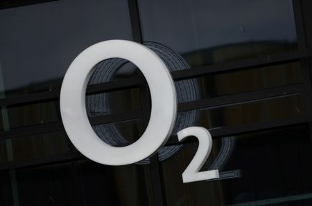 British Mobile Company Debuts First European Satellite Phone Service