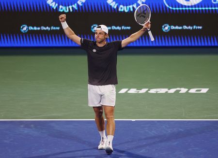 Dutch Tennis Player Stuns Second Seed at Dubai Championships