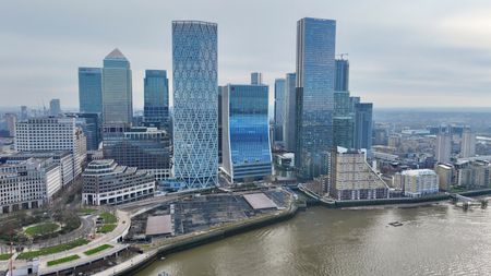 London Hedge Fund Man Group Stock Drops Despite Record Assets