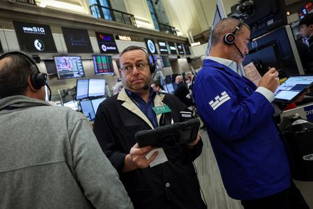 Goldman Sachs Predicts Software Stock Recovery Despite Record Short Positions