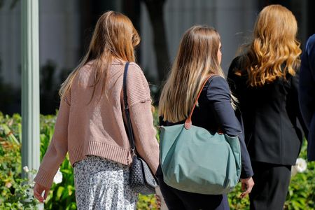 California Woman to Testify Against Meta and YouTube in Landmark Social Media Trial