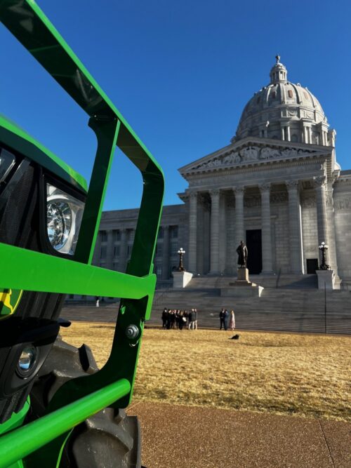 Missouri FFA Students Mark National Week with State Capitol Celebration