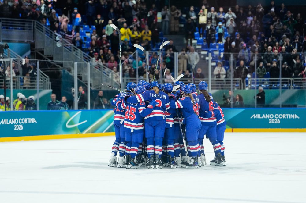 Olympic Hockey Champions Accept Flavor Flav’s Vegas Party Invitation
