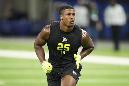 Buckeye Linebackers Shine at NFL Combine with Blazing Speed