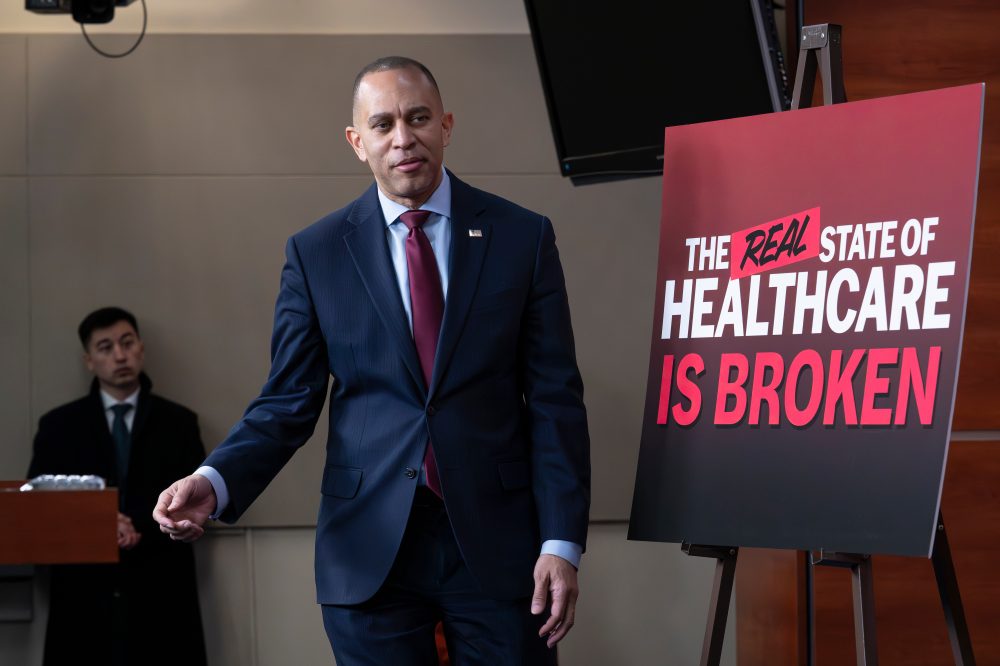 House Democrats Plot Return to Power While Wrestling With Policy Direction
