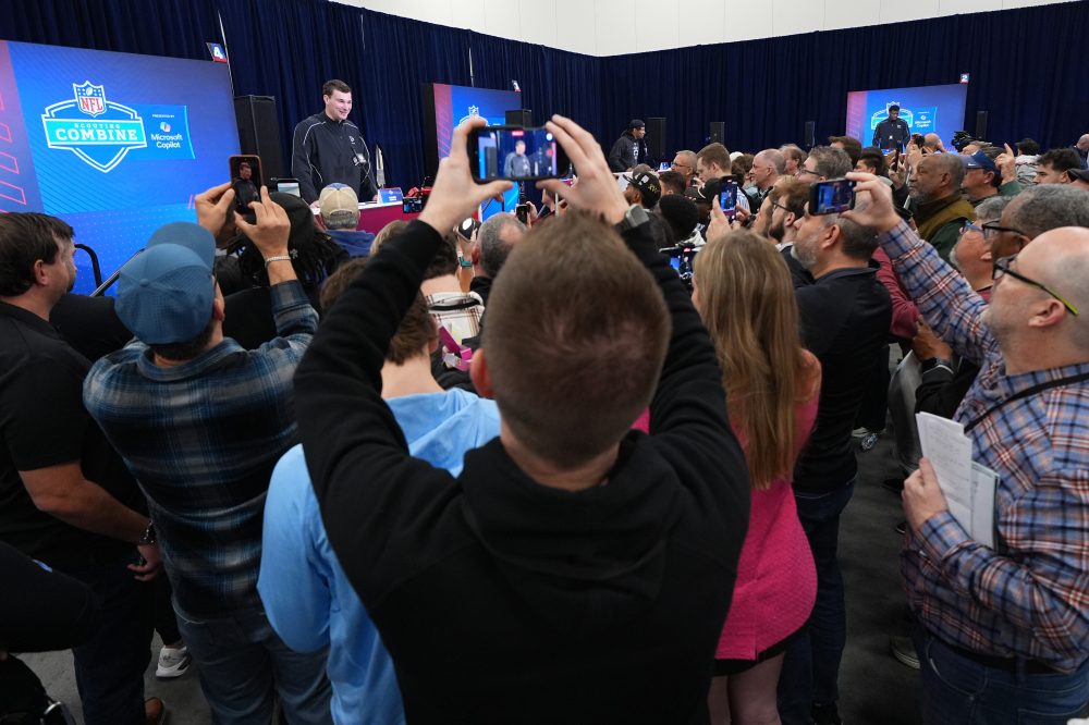 Heisman Winner Mendoza Commands Spotlight at NFL Combine
