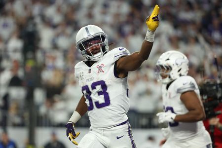 Vikings Plan to Release Two Key Players Unless Traded, Report Says