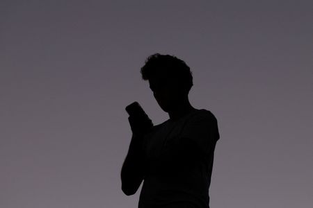 Australia Threatens Tech Giants Over AI Safety Rules for Teens