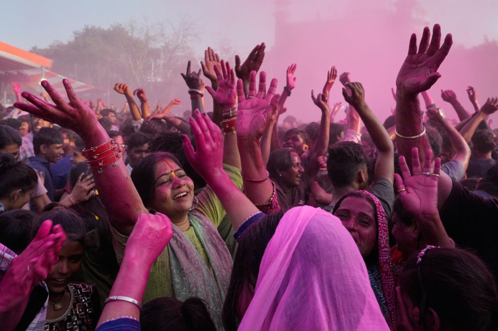 Vibrant Holi Festival Brings Color and Joy to Krishna’s Birthplace in India