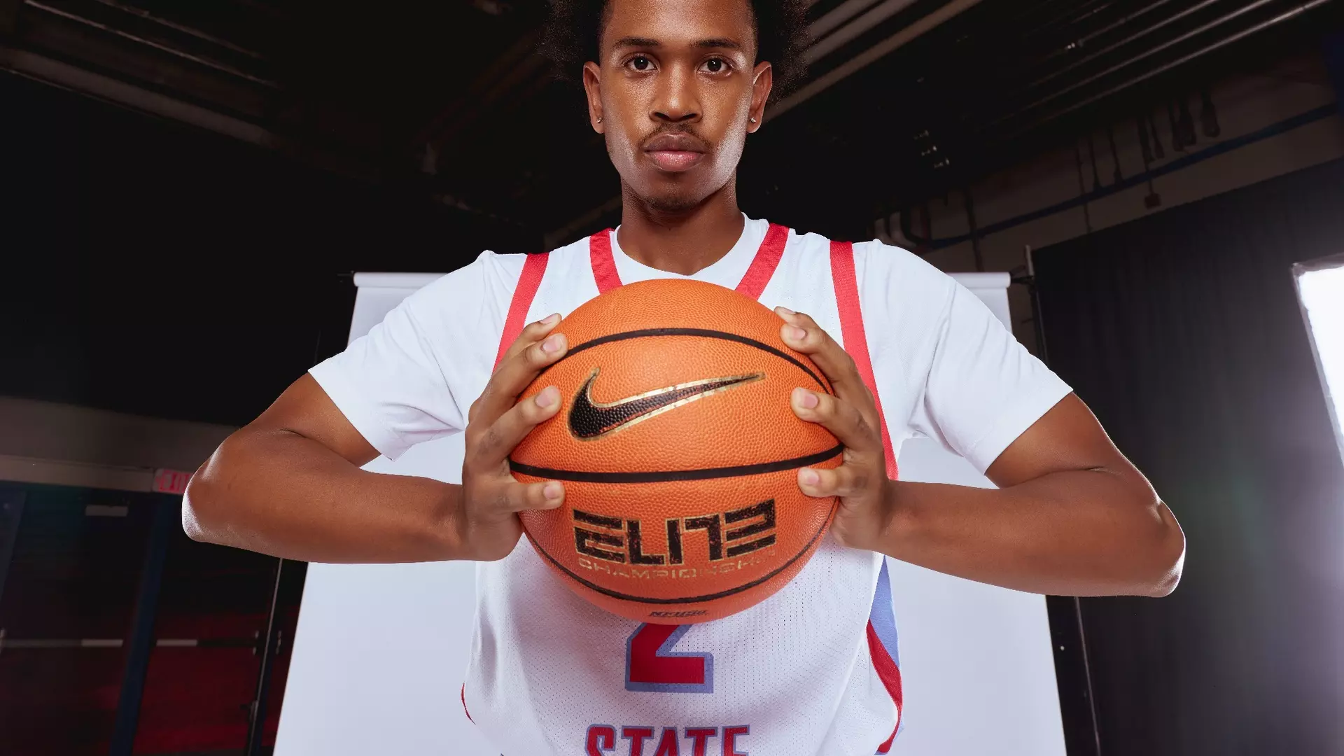 Delaware State Falls Short Against South Carolina State 61-59, St. Clair Scores 13