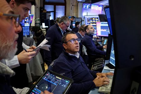 Middle East Tensions Drive Investors to Safe Money Market Funds