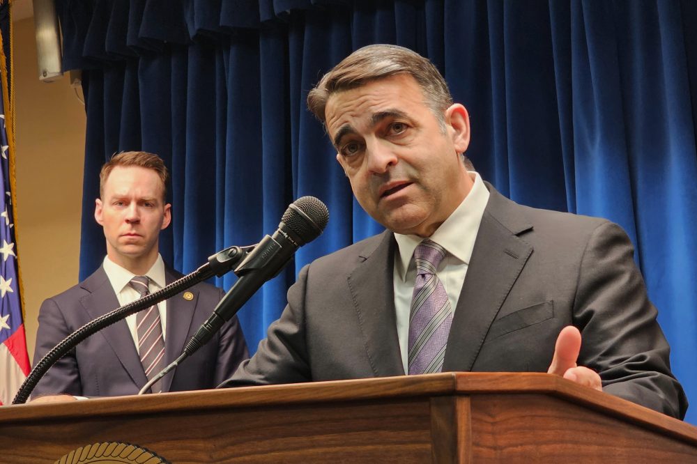 Federal Judge Clashes with Prosecutor Over Immigrant Property Returns